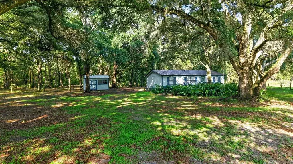 Property for sale at 14210 NW HIGHWAY 464B, MORRISTON, FL, 32668