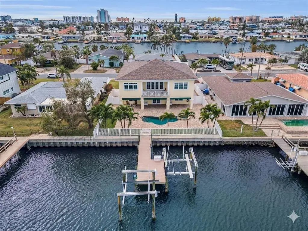 Property for sale at 11325 5TH STREET E, TREASURE ISLAND, FL, 33706