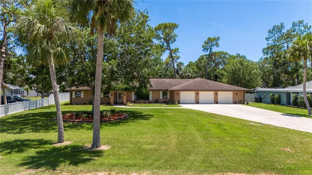 Property for sale at 404 DICKMAN DRIVE SW, RUSKIN, FL, 33570