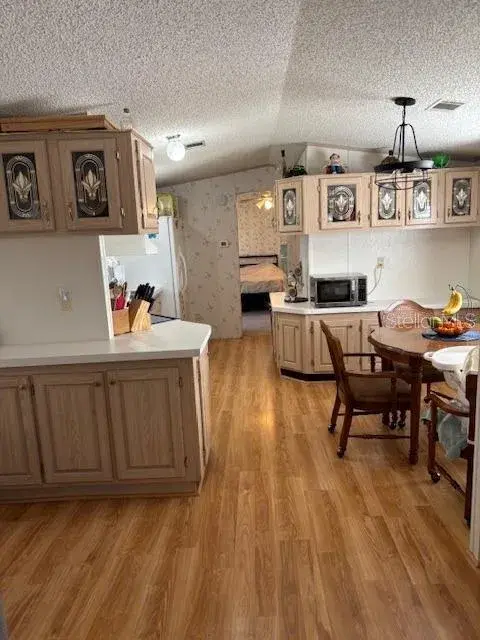 Living/Kitchen