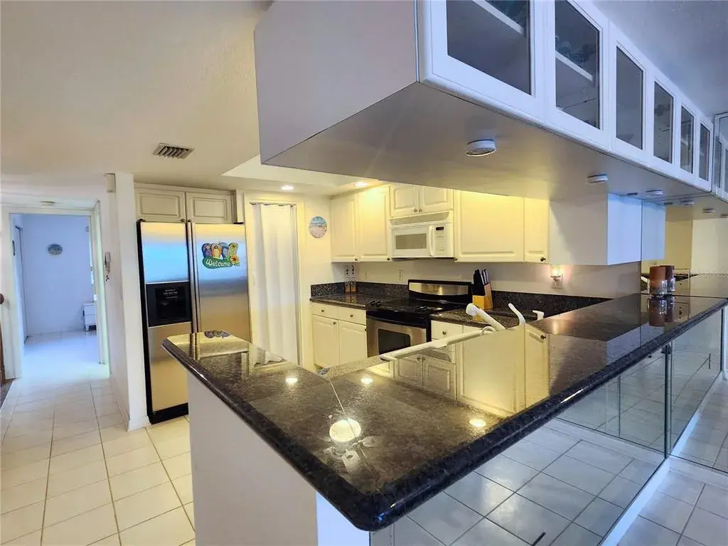 Property for sale at 14883 SEMINOLE TRAIL UNIT 130, SEMINOLE, FL, 33776