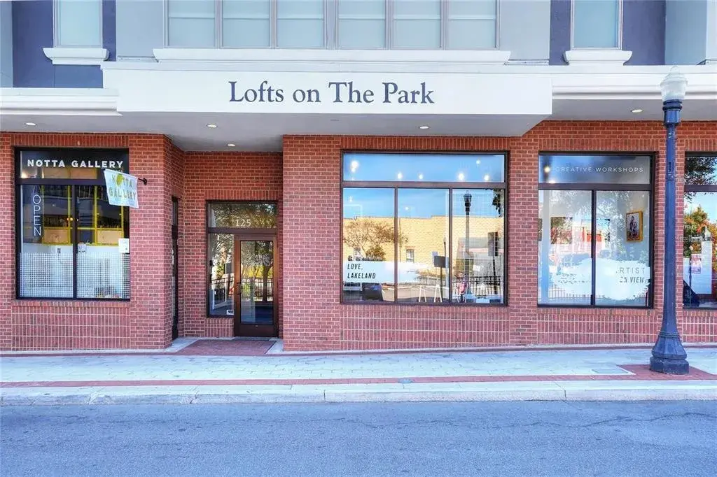 LOFTS on THE PARK