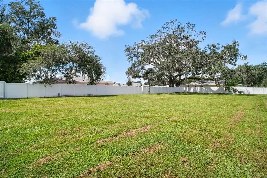 Property for sale at 12182 N US HIGHWAY 301, OXFORD, FL, 34484