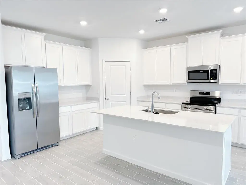 Property for sale at 6583 SW 89TH LOOP, OCALA, FL, 34476