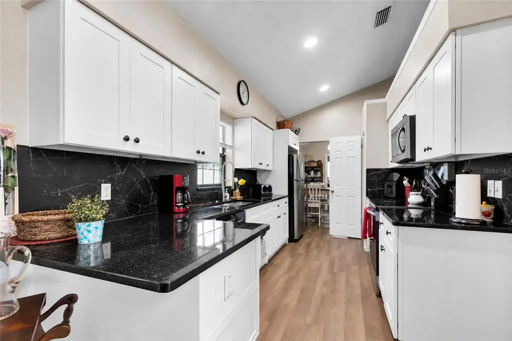 Property for sale at 122 DOGWOOD DRIVE CIRCLE, OCALA, FL, 34472