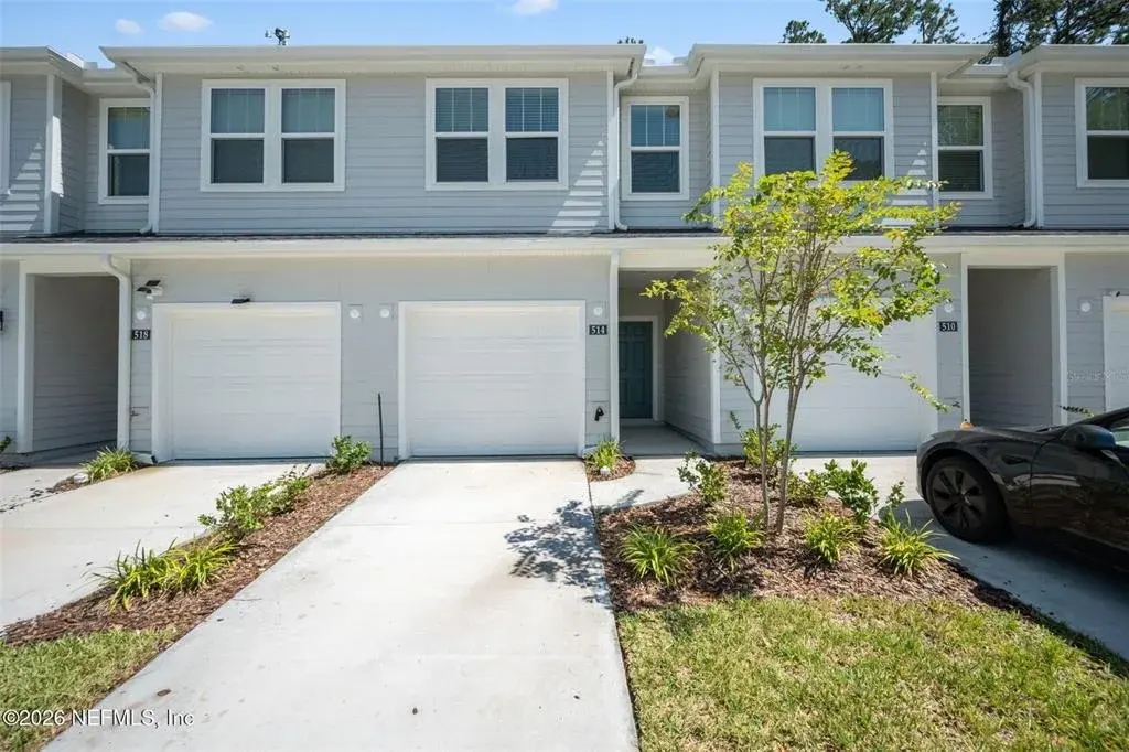 Property for sale at 514 HOLLYLAKES DRIVE, ORANGE PARK, FL, 32073
