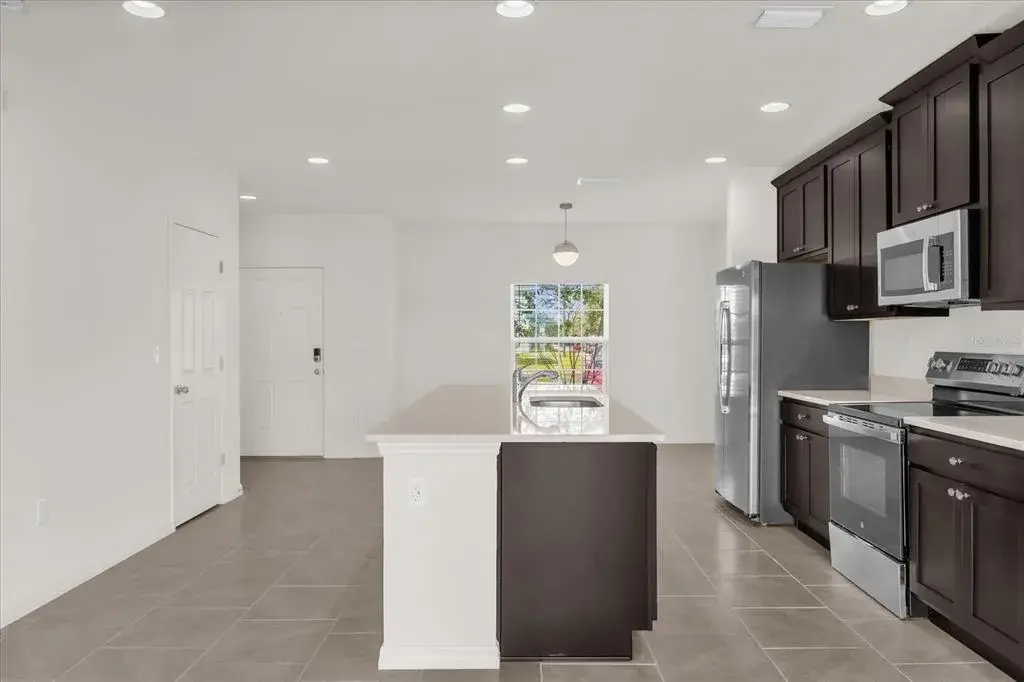 Property for sale at 1108 SAND TORCH CIRCLE, DAVENPORT, FL, 33837