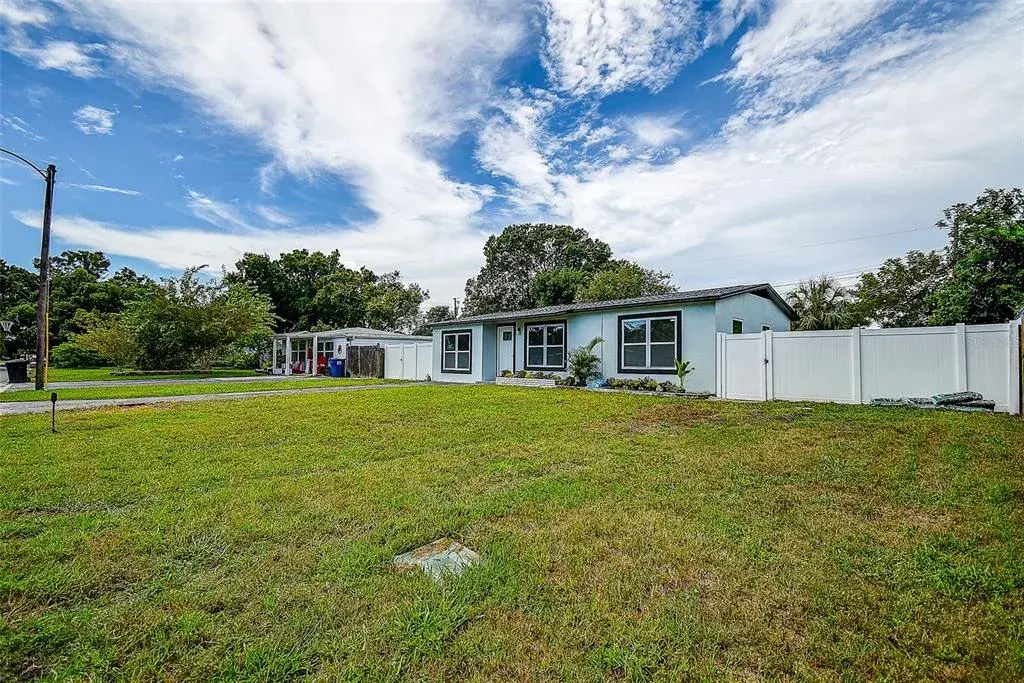 Property for sale at 7580 MEADOWLAWN DRIVE N, ST PETERSBURG, FL, 33702