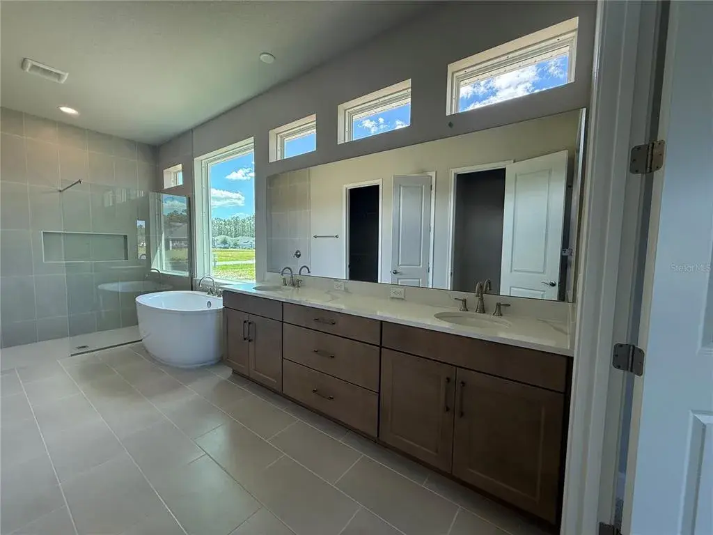 Property for sale at 9 NEWCASTLE LANE, ORMOND BEACH, FL, 32174