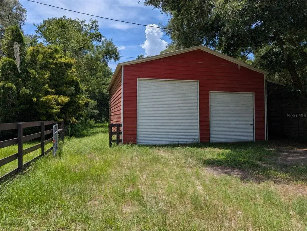 Barn/Garage Front