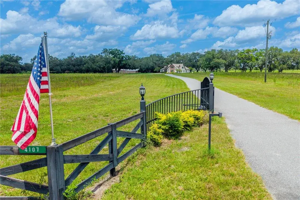 Property for sale at 4107 SW STATE ROAD 45, NEWBERRY, FL, 32669