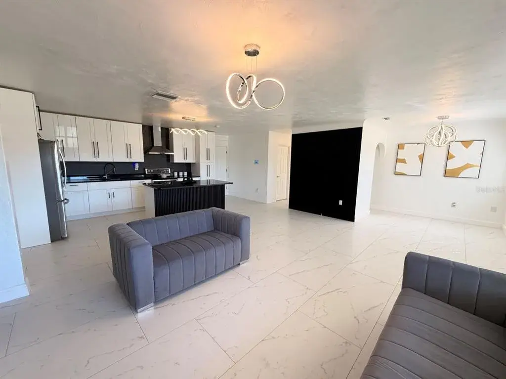 Property for sale at 6083 50TH AVENUE N, KENNETH CITY, FL, 33709