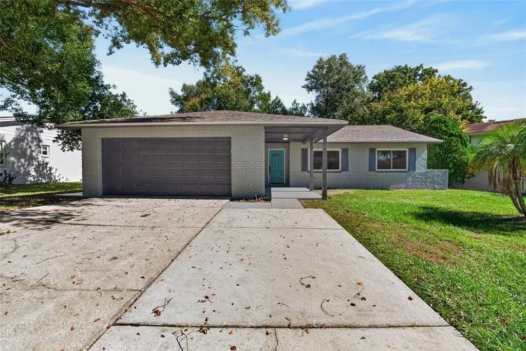 Property for sale at 605 HILLPOINT WAY, BRANDON, FL, 33510