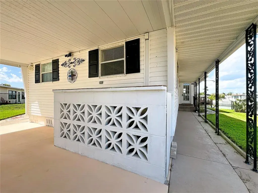 Property for sale at 30041 WAUSAUKEE DRIVE, TAVARES, FL, 32778