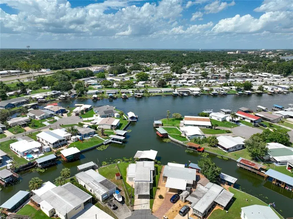 Property for sale at 30041 WAUSAUKEE DRIVE, TAVARES, FL, 32778