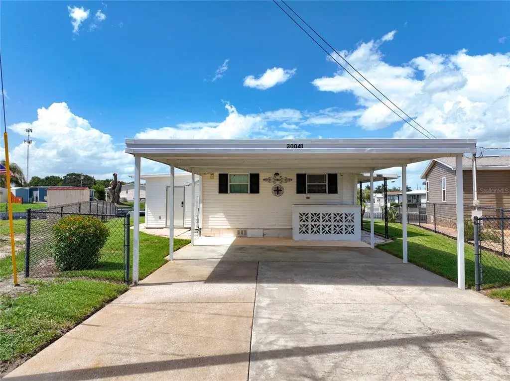 Property for sale at 30041 WAUSAUKEE DRIVE, TAVARES, FL, 32778