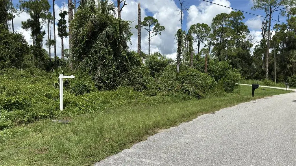 Lot 22 Mosaic St., North Port FL