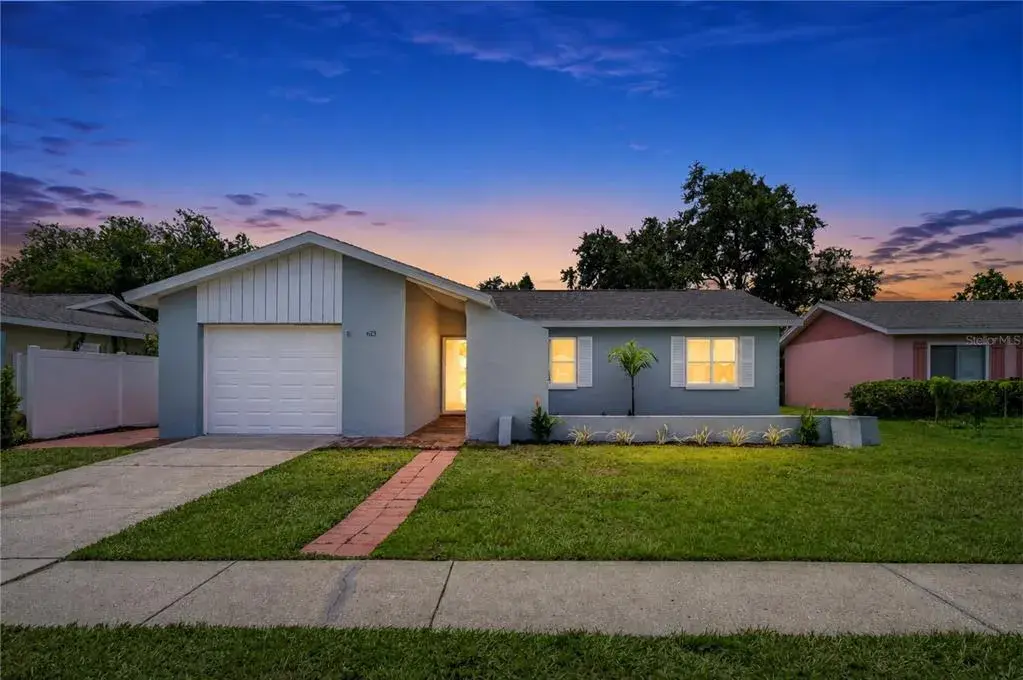Property for sale at 613 5TH AVENUE SE, LARGO, FL, 33771