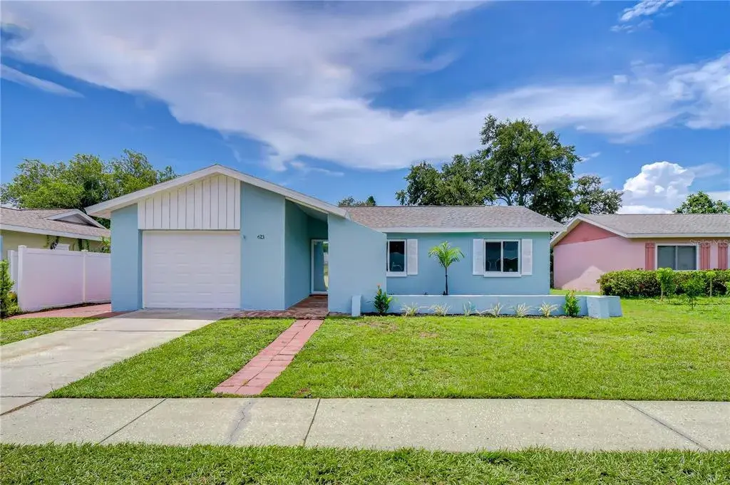 Property for sale at 613 5TH AVENUE SE, LARGO, FL, 33771