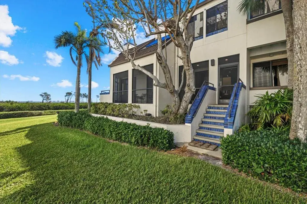 Property for sale at 2012 HARBOURSIDE DRIVE UNIT 2102, LONGBOAT KEY, FL, 34228