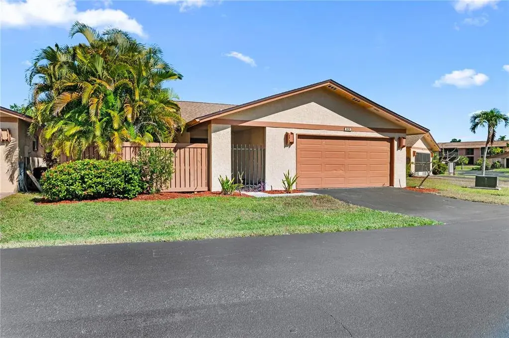 Property for sale at 6479 ROYAL WOODS DRIVE, FORT MYERS, FL, 33908