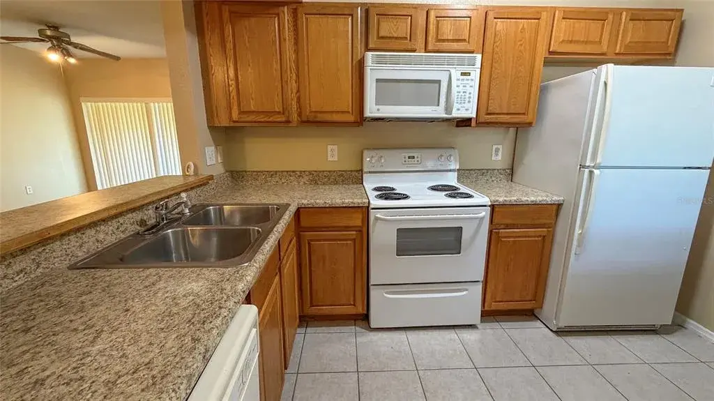 Property for sale at 9523 GROVEDALE CIRCLE UNIT 101, RIVERVIEW, FL, 33578