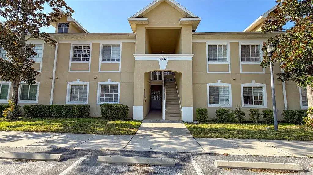 Property for sale at 9523 GROVEDALE CIRCLE UNIT 101, RIVERVIEW, FL, 33578