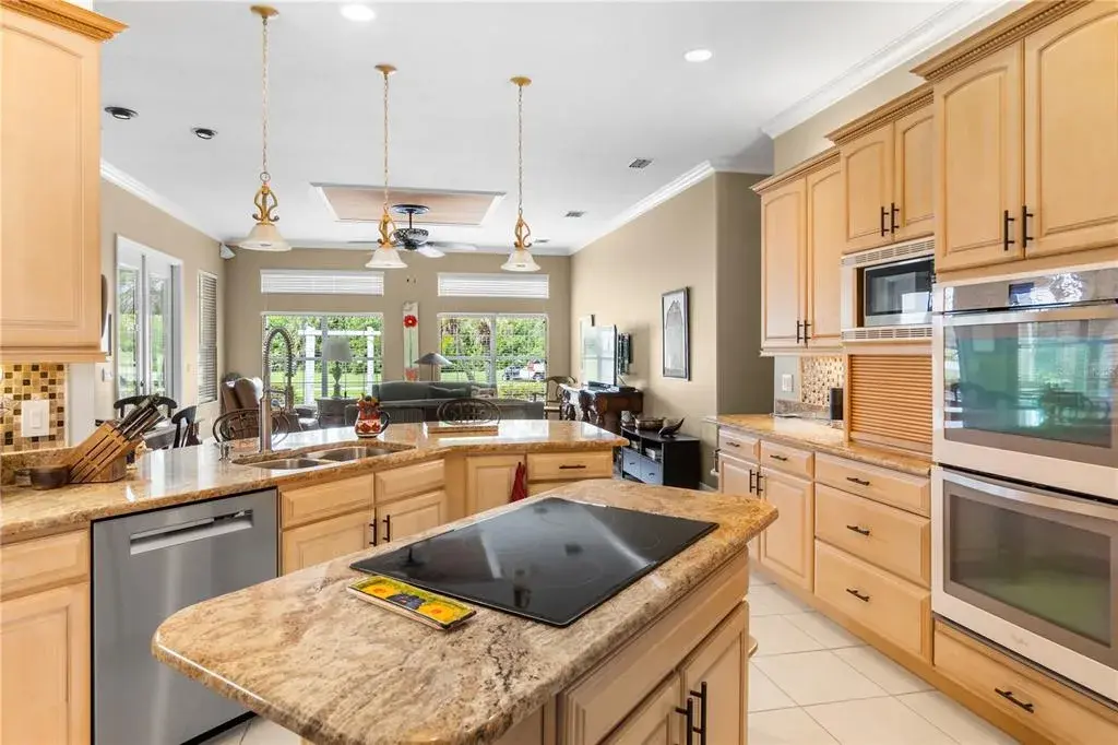 Granite counter tops and stainless appliances