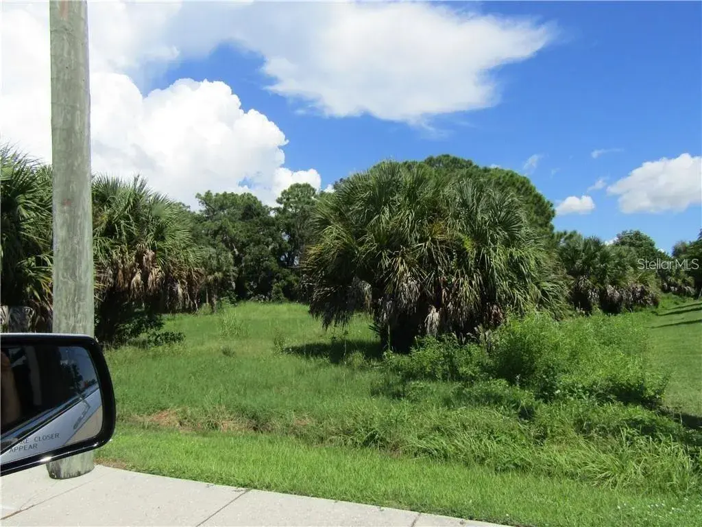 Property for sale at 801 E 1ST STREET, ENGLEWOOD, FL, 34223