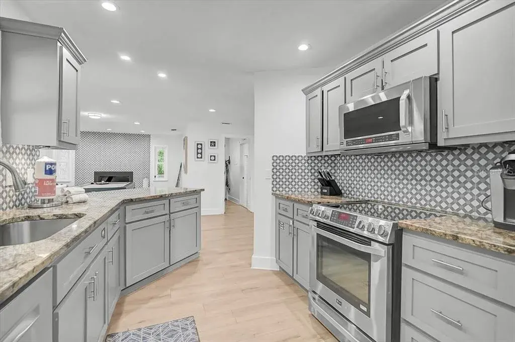 Property for sale at 3515 LA PALOMA AVENUE, SARASOTA, FL, 34242