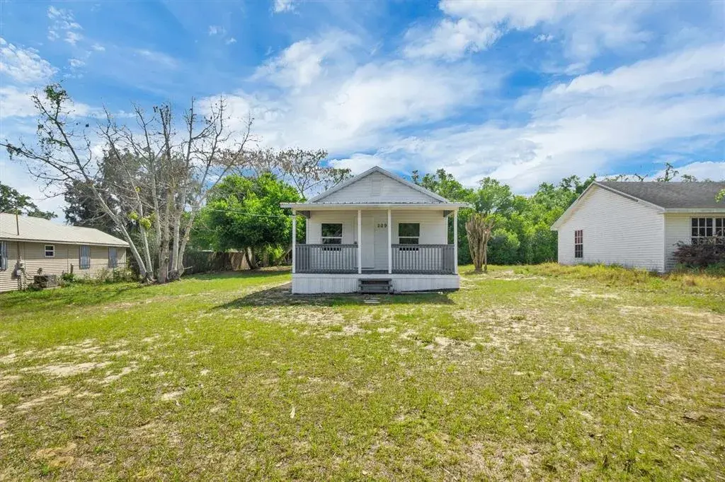 Property for sale at 209 PINEY AVENUE, LAKE WALES, FL, 33898