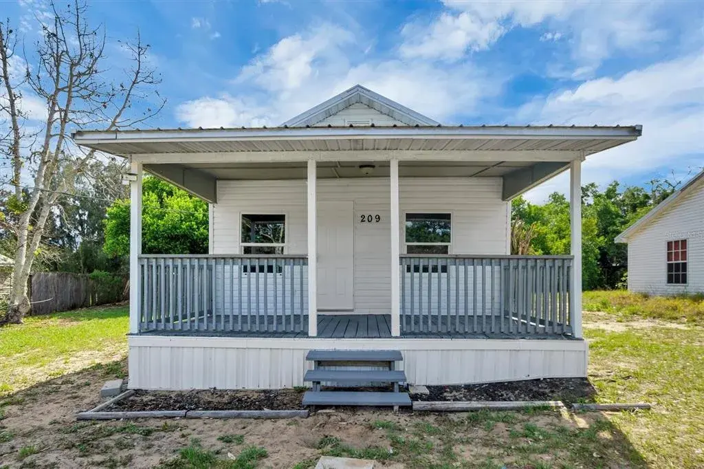 Property for sale at 209 PINEY AVENUE, LAKE WALES, FL, 33898