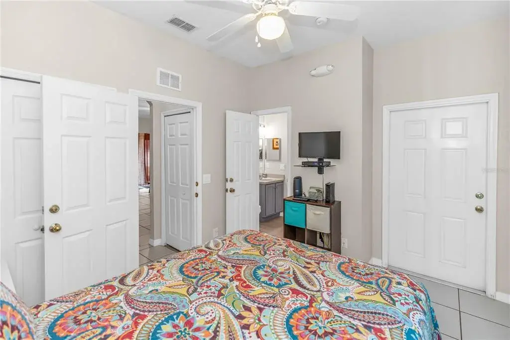Property for sale at 712 CALABRIA AVENUE, DAVENPORT, FL, 33897