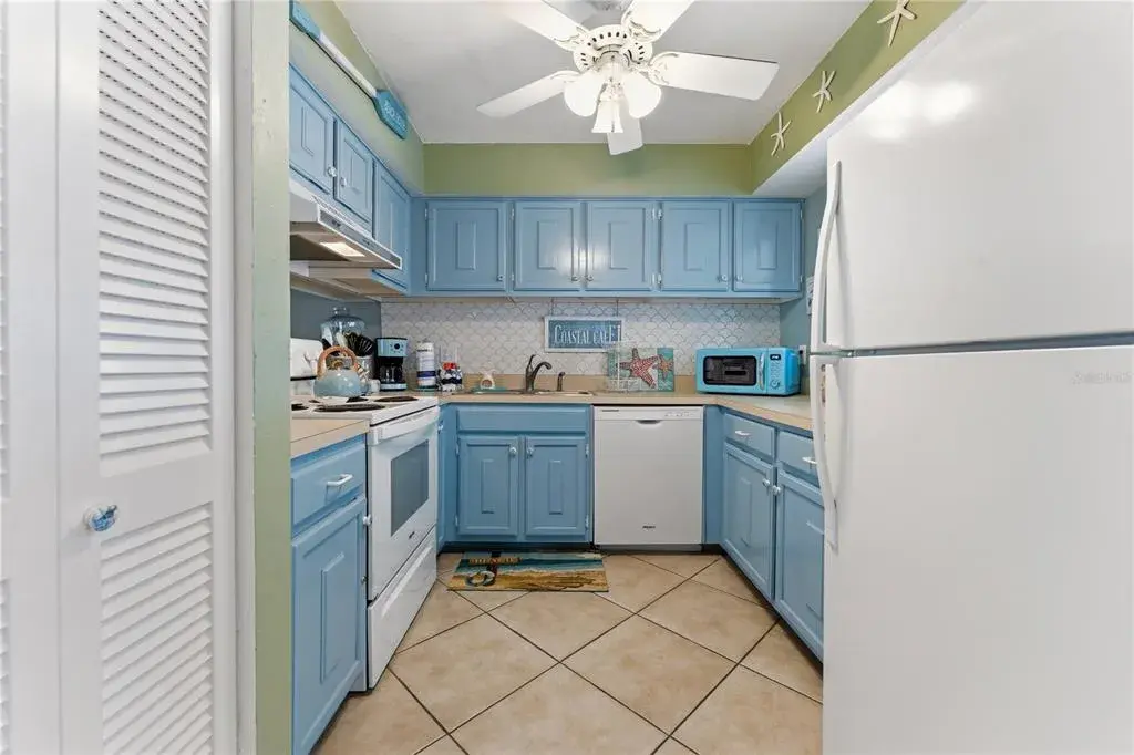 Property for sale at 1801 GULF DRIVE N UNIT 238, BRADENTON BEACH, FL, 34217