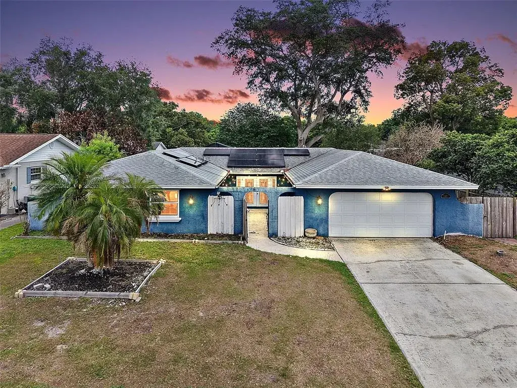 Property for sale at 3217 LAKE ANDERSON AVENUE, ORLANDO, FL, 32812