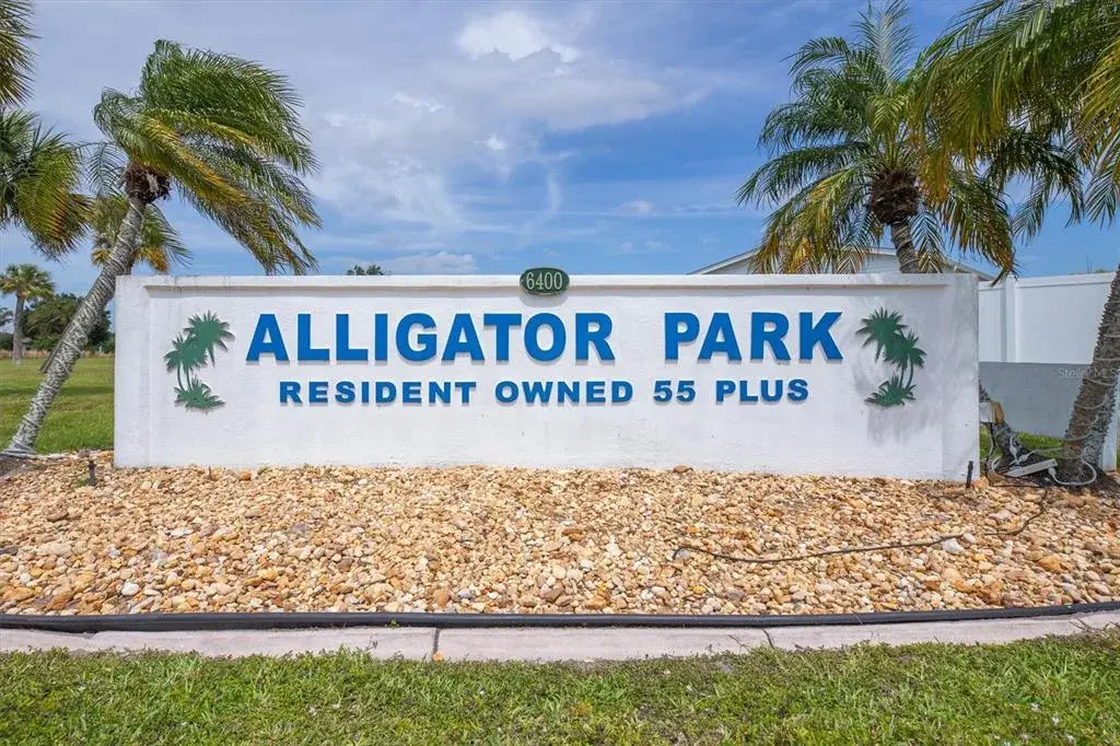 Property for sale at 176 W MANATEE LOOP, PUNTA GORDA, FL, 33950