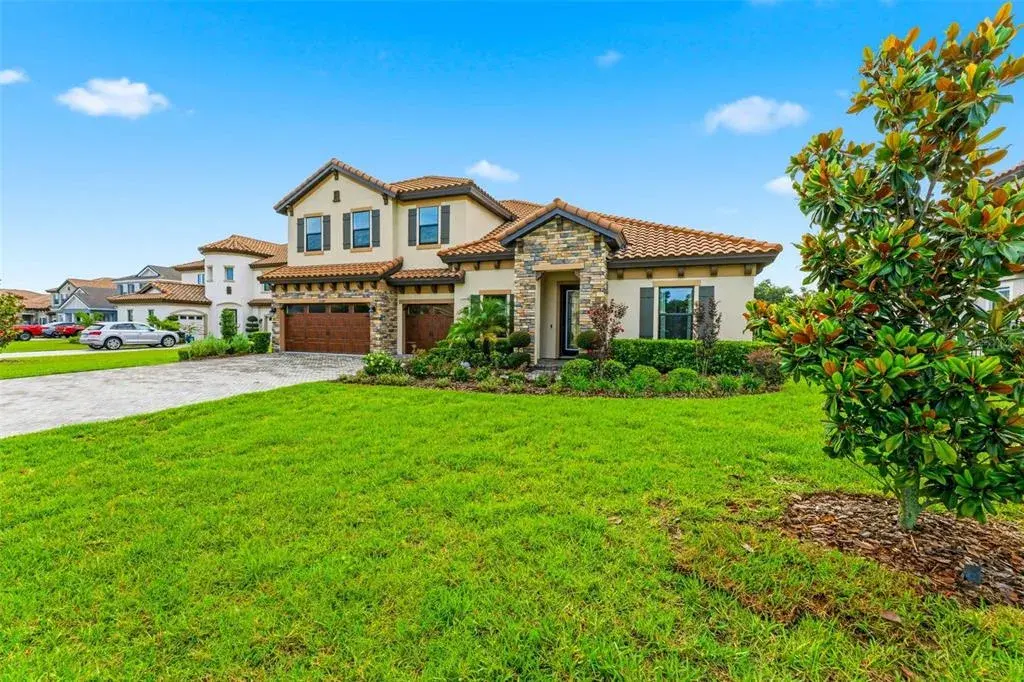 Property for sale at 10370 MEADOWRUN DRIVE, LITHIA, FL, 33547