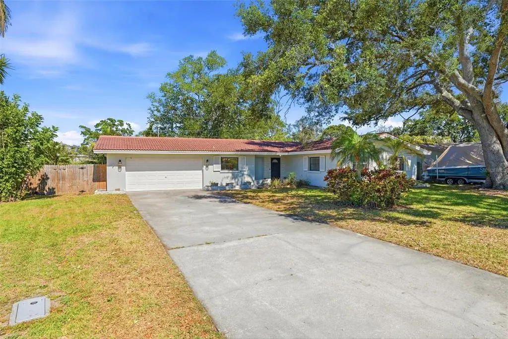 Property for sale at 1349 VIEWTOP DRIVE, CLEARWATER, FL, 33764