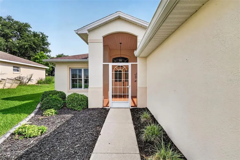 Front entry is fully screened