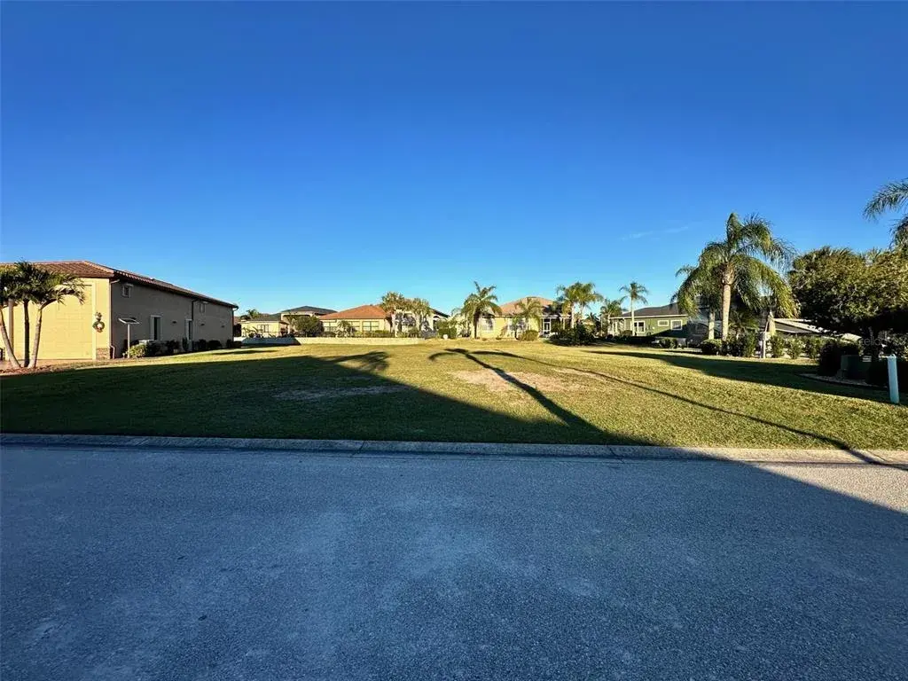 Property for sale at 505 MEANDERING WAY, POLK CITY, FL, 33868