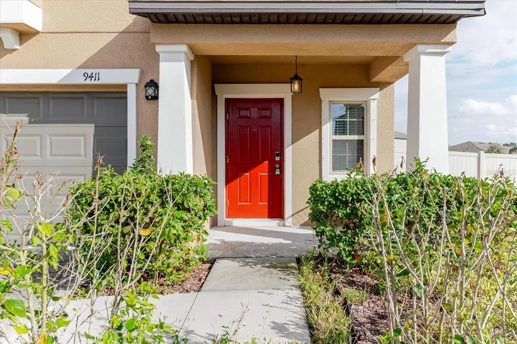 Property for sale at 9411 LEMON DROP LOOP, SUN CITY CENTER, FL, 33573
