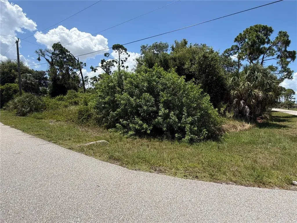 Property for sale at 17224 CLIFF AVENUE, PORT CHARLOTTE, FL, 33948