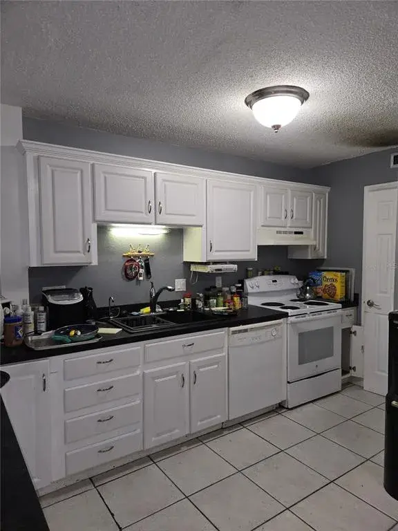 Property for sale at 6400 46TH AVENUE N UNIT 305, KENNETH CITY, FL, 33709