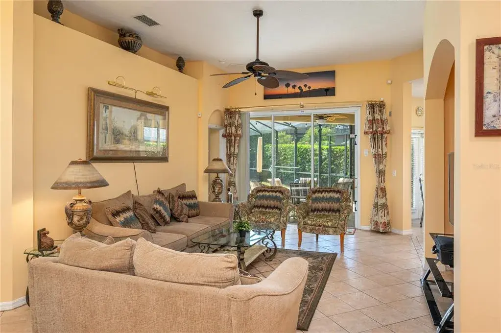 Property for sale at 106 SENECA LN, DAVENPORT, FL, 33897