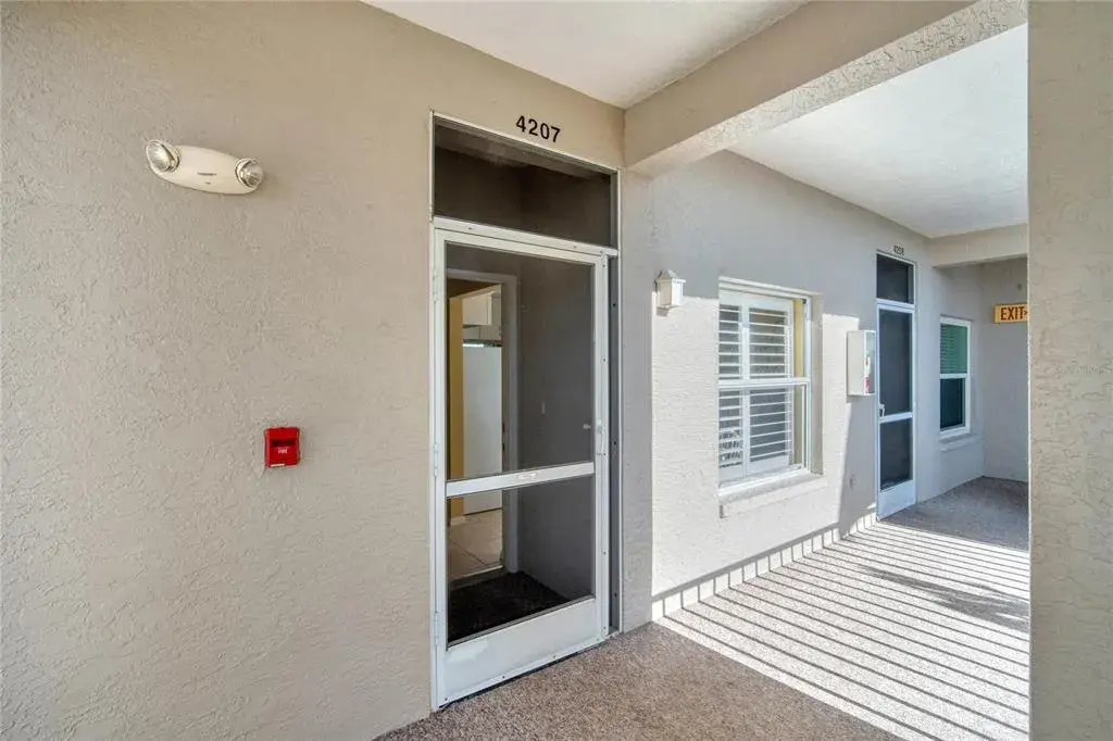 Property for sale at 9610 CLUB SOUTH CIRCLE UNIT # 4207, SARASOTA, FL, 34238