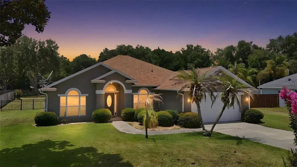 Property for sale at 36723 SUNDANCE DRIVE, GRAND ISLAND, FL, 32735