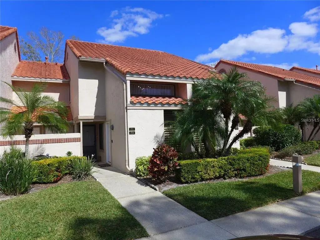 Property for sale at 1711 GARDEN LAKE DRIVE UNIT 1711, WINTER HAVEN, FL, 33884