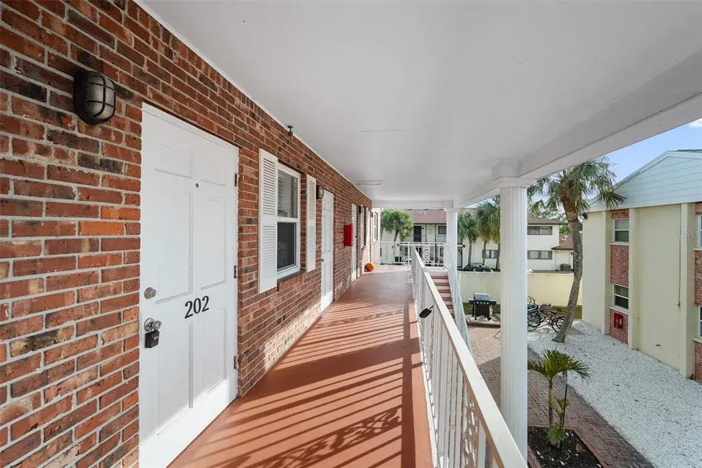 Property for sale at 380 BASE AVENUE E UNIT 202, VENICE, FL, 34285