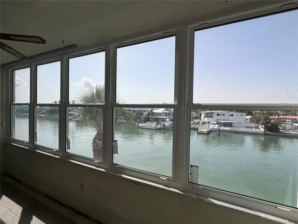 Property for sale at 5555 GULF BOULEVARD UNIT 312, ST PETERSBURG, FL, 33706
