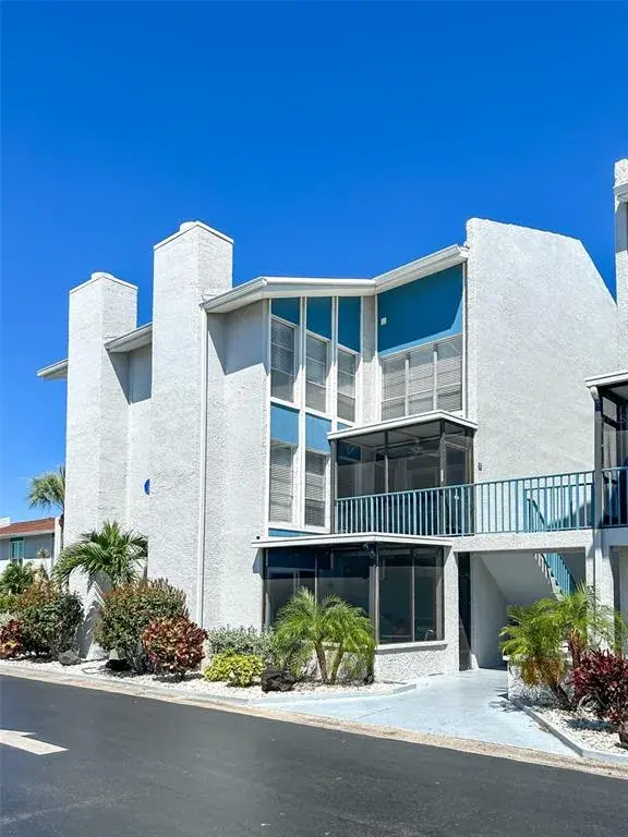 Property for sale at 315 MEDALLION BOULEVARD UNIT F, MADEIRA BEACH, FL, 33708